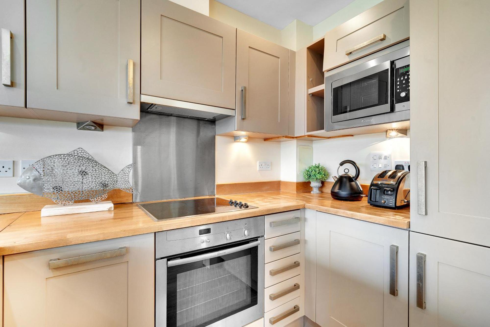 Luxury 2 Bedroom 2 Bathroom - Prime Location In Tower Bridge Bridge * Londen